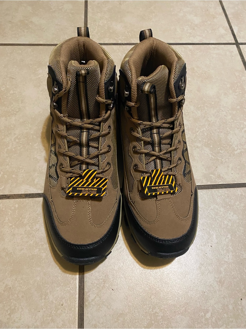 Men's Brown Work-Style Hiking Boots with Black Toe